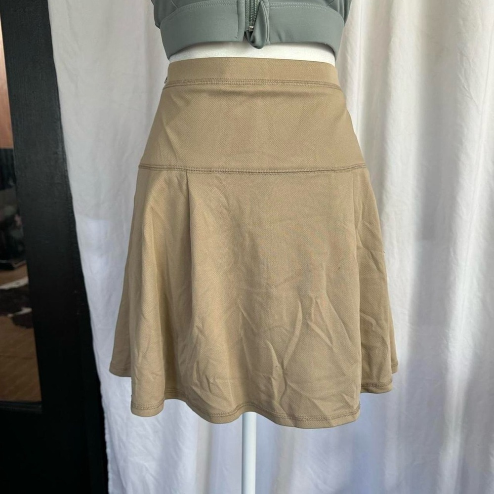 Chaps Plus - womens tan tennis skirt - size 14